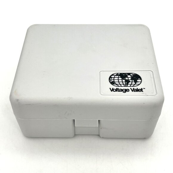 Voltage Converter Kit With Adaptor Plugs Model VCAP 50/2000 Watt Autoswitching - Picture 11 of 14